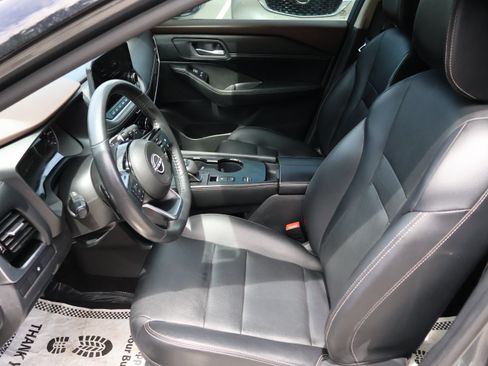 Used 2023 Nissan Rogue SL w/ SL Premium Package FWD image 14