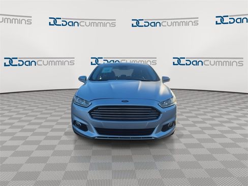 Used 2015 Ford Fusion Titanium image 3