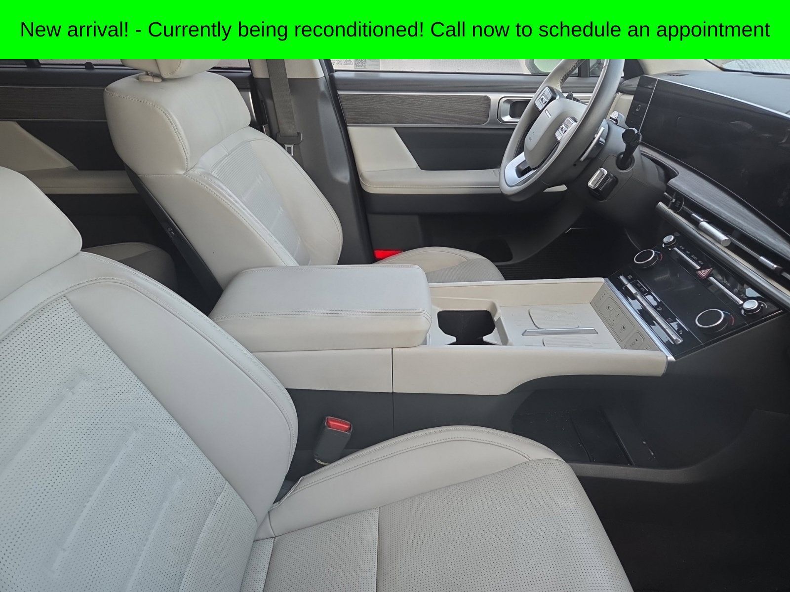 Used 2025 Hyundai Santa Fe Calligraphy FWD image 33