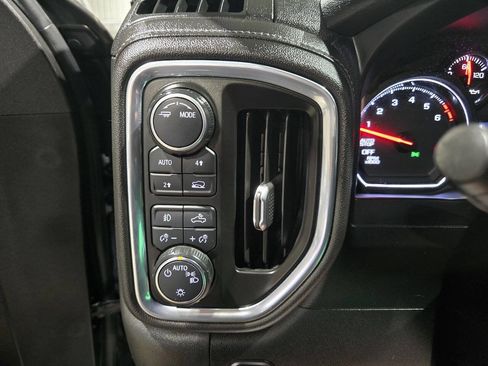 Used 2021 Chevrolet Silverado 1500 RST AWD/4WD image 37