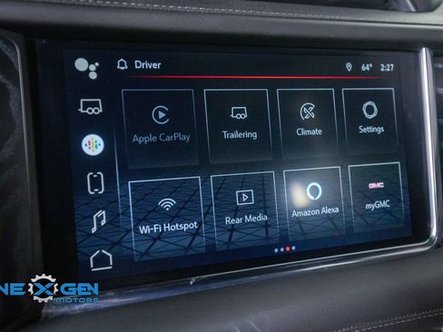 Used 2023 GMC Yukon Denali w/ Advanced Technology Package AWD/4WD image 19