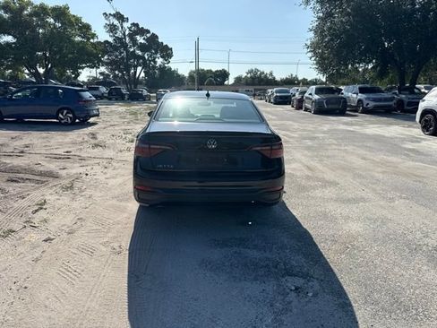 Used 2024 Volkswagen Jetta Sport FWD image 18