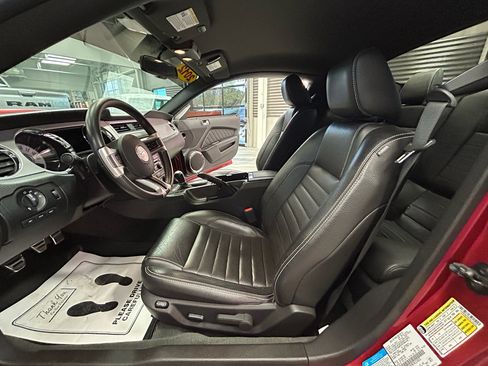 Used 2012 Ford Mustang GT Premium w/ Brembo Brake Pkg RWD image 45