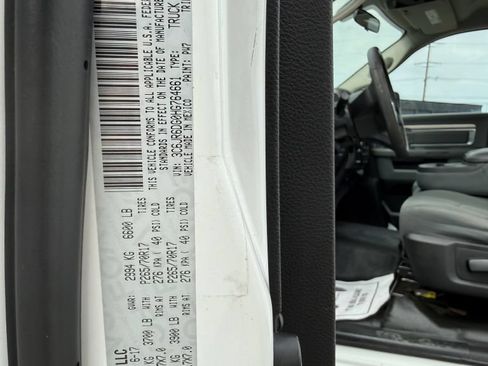 Used 2017 RAM 1500 Tradesman w/ Power & Remote Entry Group RWD image 18