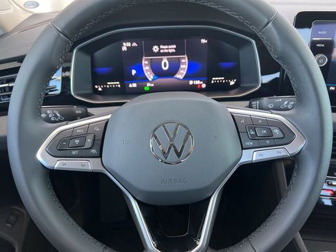 New 2025 Volkswagen Jetta SE image 40