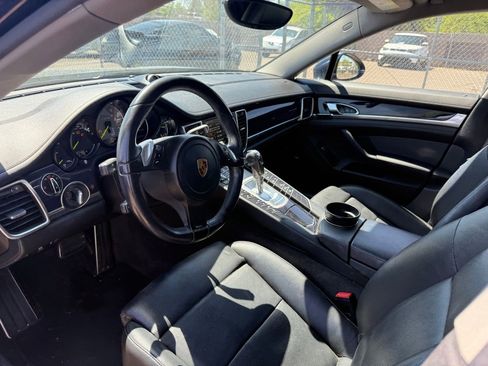 Used 2016 Porsche Panamera S RWD image 13
