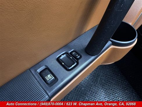 Used 2006 MAZDA MX-5 Miata Grand Touring RWD image 16