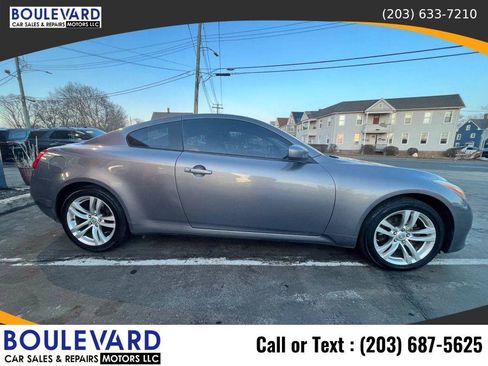 Used 2009 INFINITI G37 x Coupe w/ Premium Pkg image 3