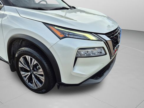 Certified 2023 Nissan Rogue SV FWD image 34