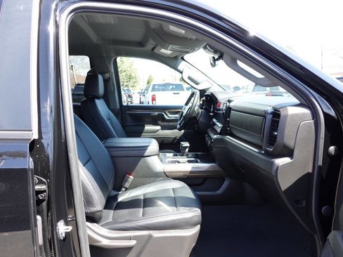 Used 2024 Chevrolet Silverado 1500 RST image 35