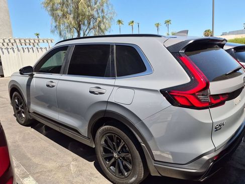 Used 2025 Honda CR-V Sport-L image 2