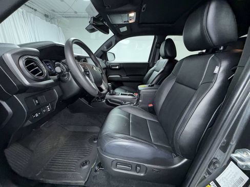 Certified 2023 Toyota Tacoma TRD Sport w/ TRD Premium Sport Package AWD/4WD image 13
