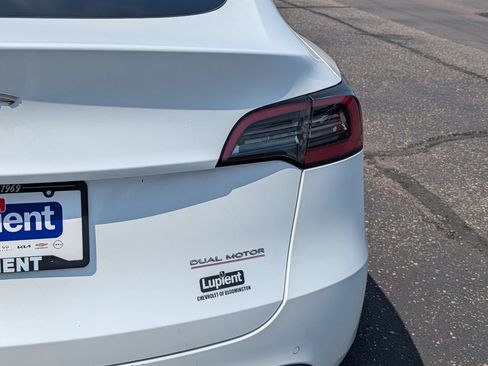 Used 2022 Tesla Model Y Performance AWD/4WD image 6