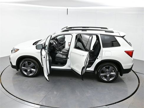 Used 2020 Honda Passport Touring image 48