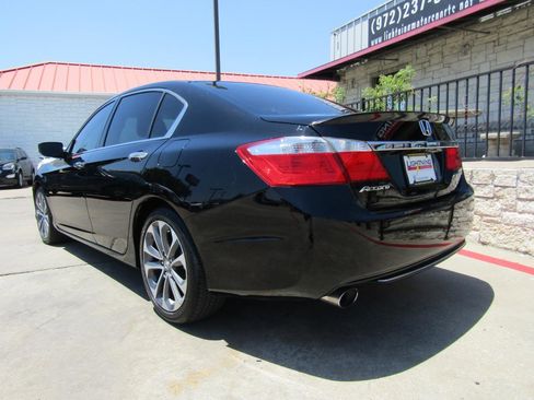 Used 2015 Honda Accord Sport image 3