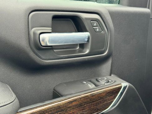 New 2026 GMC Sierra 2500 SLE image 13