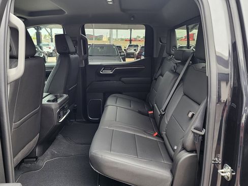 New 2026 GMC Sierra 1500 SLT w/ SLT Premium Plus Package image 42