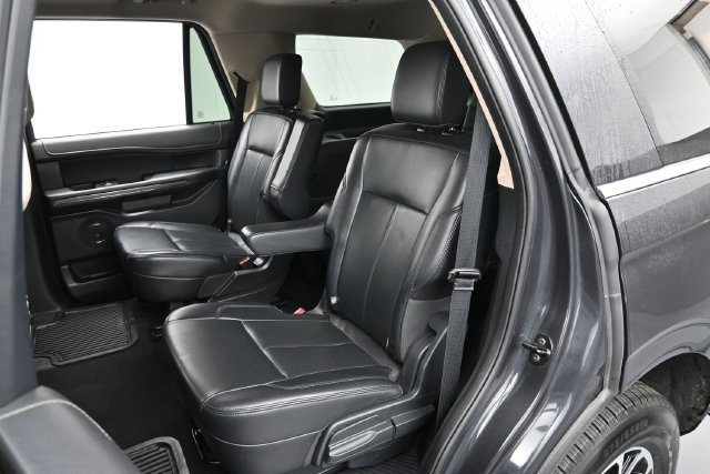 Certified 2024 Ford Expedition XLT RWD image 28