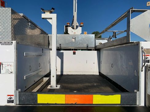 Used 2013 Ford F450 XL w/ Snow Plow Prep Pkg image 34