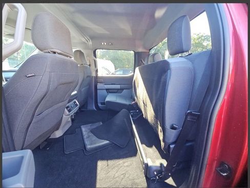 Used 2024 Ford F150 Lightning XLT image 13