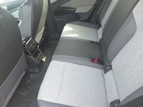 Used 2023 Volkswagen ID.4 Pro image 12