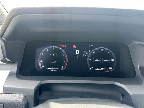 Used 2024 Toyota Tacoma TRD Off-Road image 12