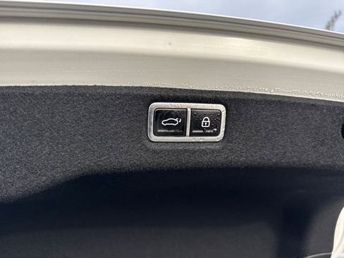 Used 2025 Hyundai Sonata Limited image 47