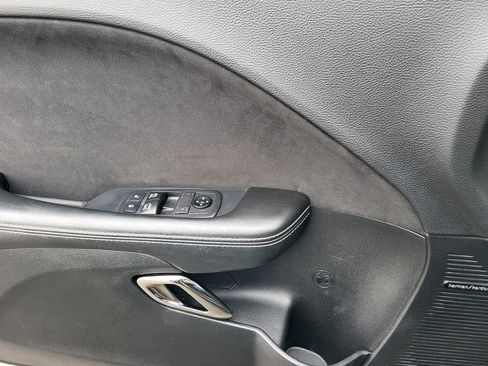 Used 2019 Dodge Challenger SRT Hellcat Redeye image 24