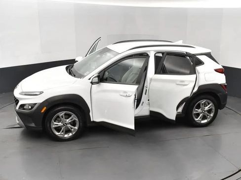 Used 2023 Hyundai Kona SEL FWD image 7