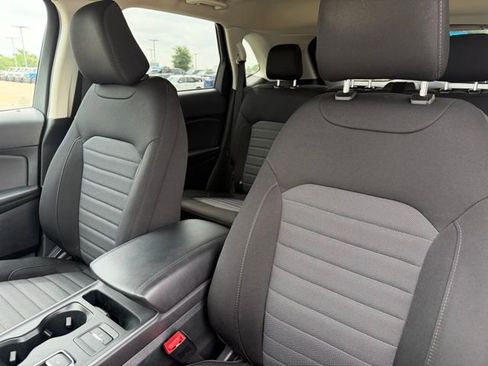 Certified 2024 Ford Edge SE w/ Black Appearance Package AWD/4WD image 10