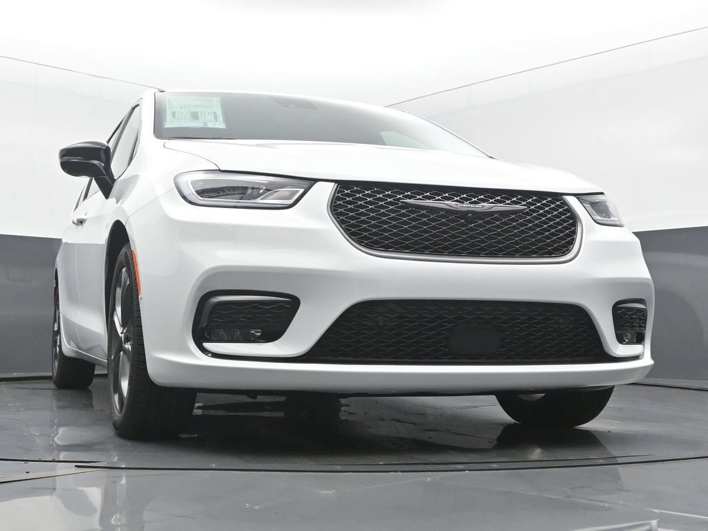 New 2026 Chrysler Pacifica Select FWD image 53