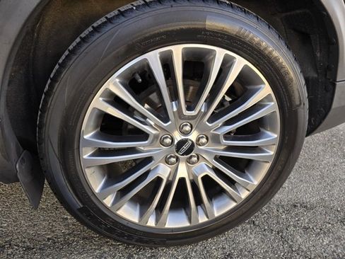 Used 2018 Lincoln MKX Reserve image 41