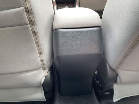 Used 2017 Subaru Forester 2.5i Premium AWD/4WD image 24