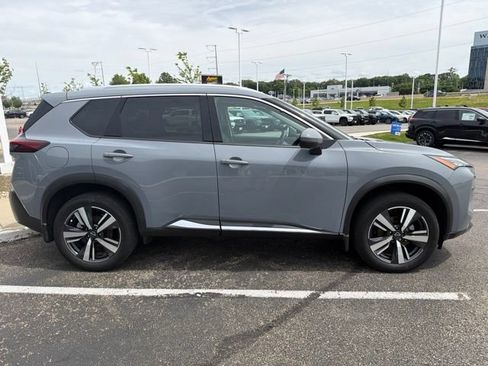 Used 2023 Nissan Rogue SL AWD/4WD image 4