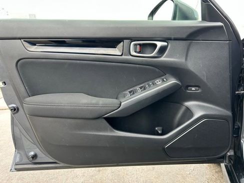 Used 2022 Honda Civic EX image 10