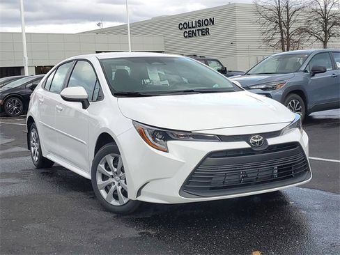 New 2026 Toyota Corolla LE image 32
