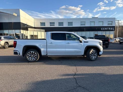 New 2026 GMC Sierra 1500 Denali w/ Denali Reserve Package image 8