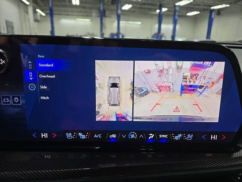 New 2026 Chevrolet Traverse High Country w/ LPO, Floor Liner Package image 26