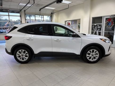 Used 2025 Ford Escape Active image 8