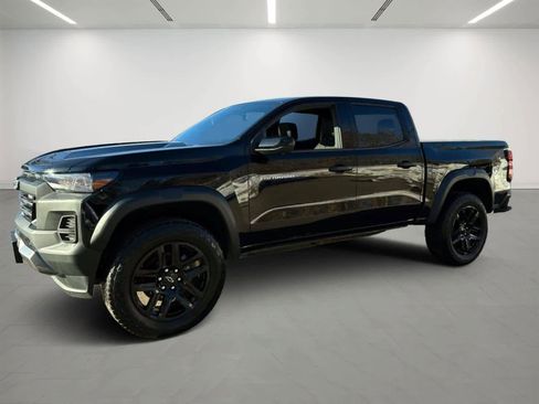 Used 2023 Chevrolet Colorado Trail Boss image 1