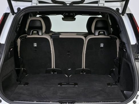 Certified 2025 Volvo XC90 B6 Plus AWD/4WD image 33