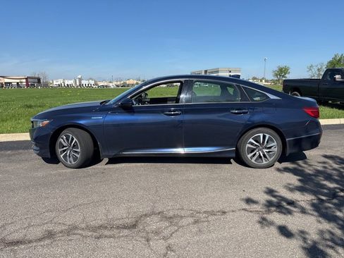 Used 2018 Honda Accord Touring image 8