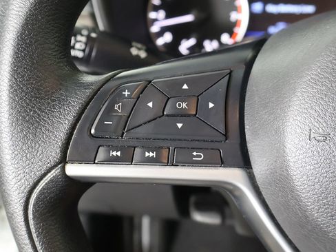 Used 2023 Nissan Altima 2.5 SV AWD/4WD image 33