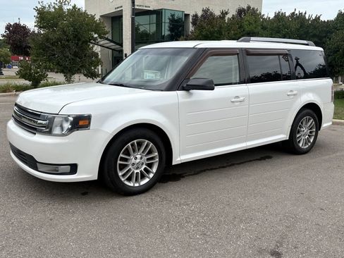 Used 2013 Ford Flex SEL w/ Class III Trailer Tow Pkg AWD/4WD image 21