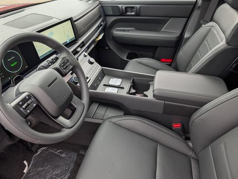 New 2026 Hyundai Santa Fe Calligraphy image 7