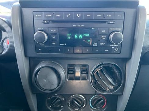 Used 2008 Jeep Wrangler X AWD/4WD image 17