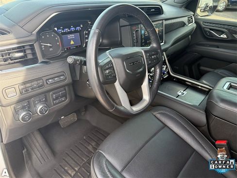 Used 2021 GMC Yukon Denali w/ Denali Ultimate Package image 11
