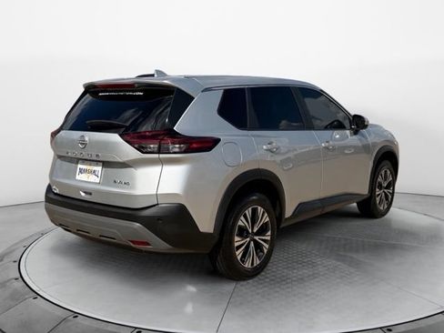 Used 2023 Nissan Rogue SV AWD/4WD image 3