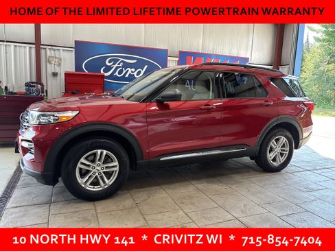 Used 2022 Ford Explorer XLT w/ Equipment Group 202A AWD/4WD image 3