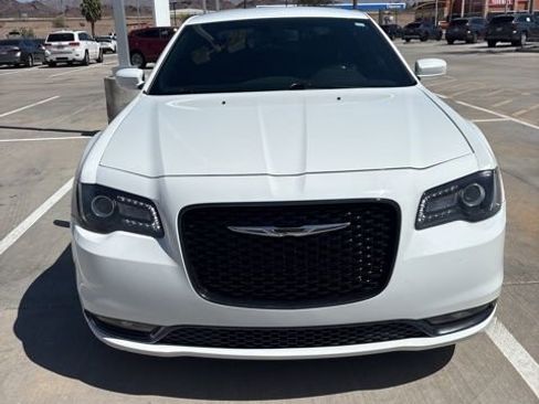 Used 2020 Chrysler 300 S image 2